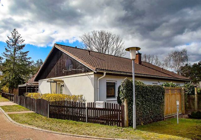 001 makellos EFH Dabel W.-Pieck-Str. 46b - Titelbild